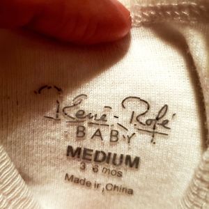 GAP One Pieces - Baby onesie lot 🔴 GAP One Pieces - Baby onesie lot 🔴